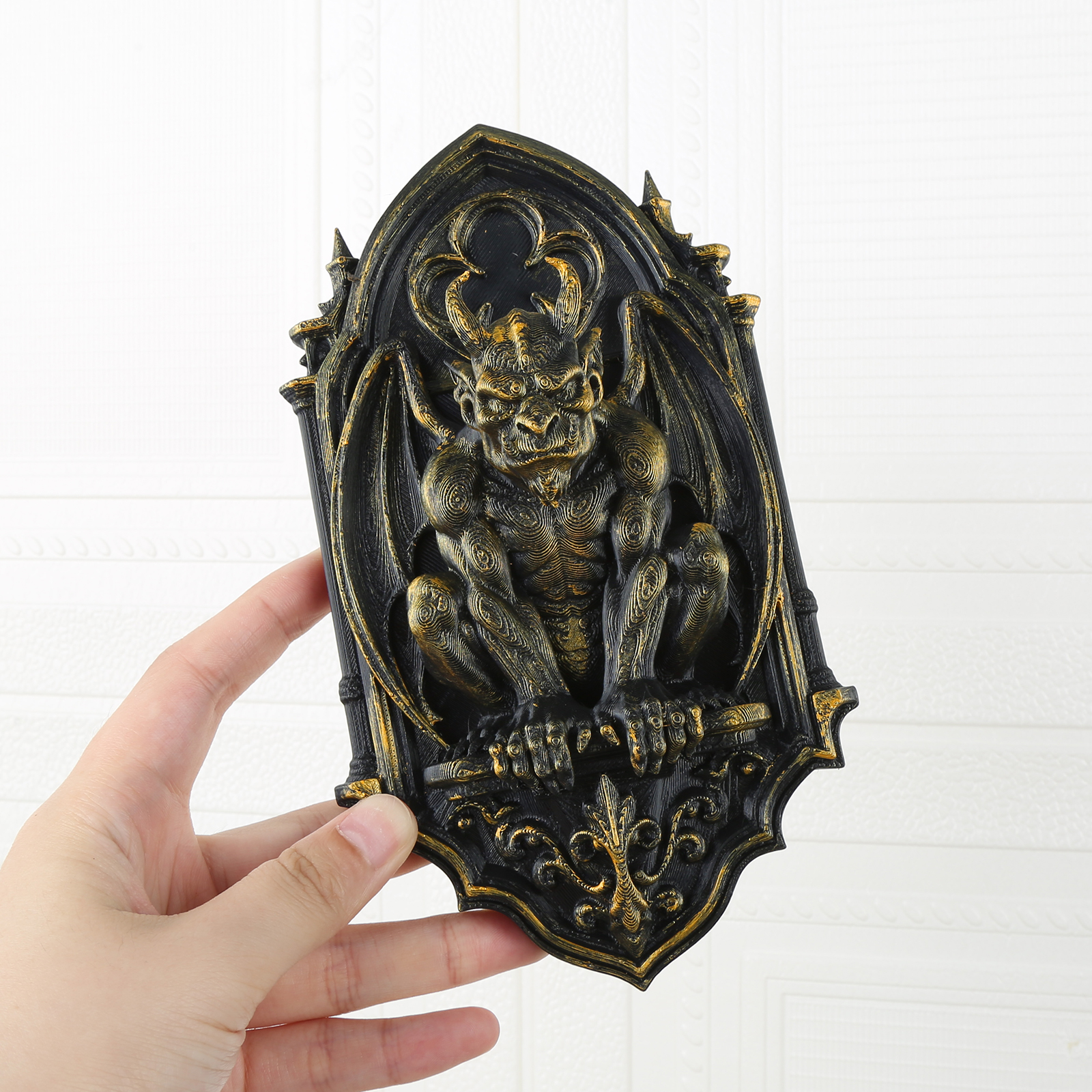 Retro castle gargoyle relief wall decoration - Image 3