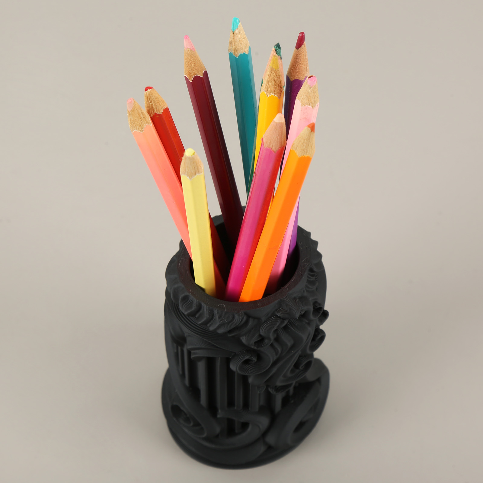 1pc Vintage Gothic Carved Figure Makeup Brush Holder Black Resin Relief Desktop Pen Holder Cosmetic Tool Storage Decor - Image 3